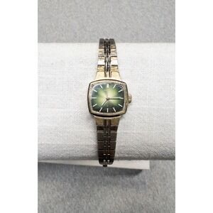 Vtg Seiko 11-3679 Manual Gold Tone Womens Watch Green Sunburst Dial *Read*